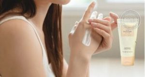 danh-gia-kem-duong-tay-weilaiya-rose-moonlight-hand-cream-co-tot-khong1
